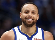 开云sports-包含萨克拉门托国王训练开放日，窗口期止住颓势引欢呼，NBA常规赛在即，赛程密集仍需轮换的词条-开云sports